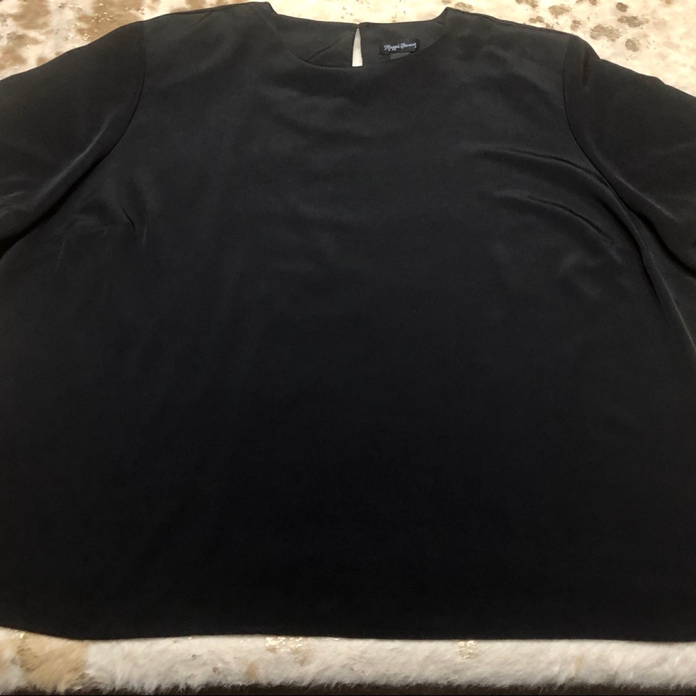 Maggie Barnes | Plus Size Short Sleeve Blouse